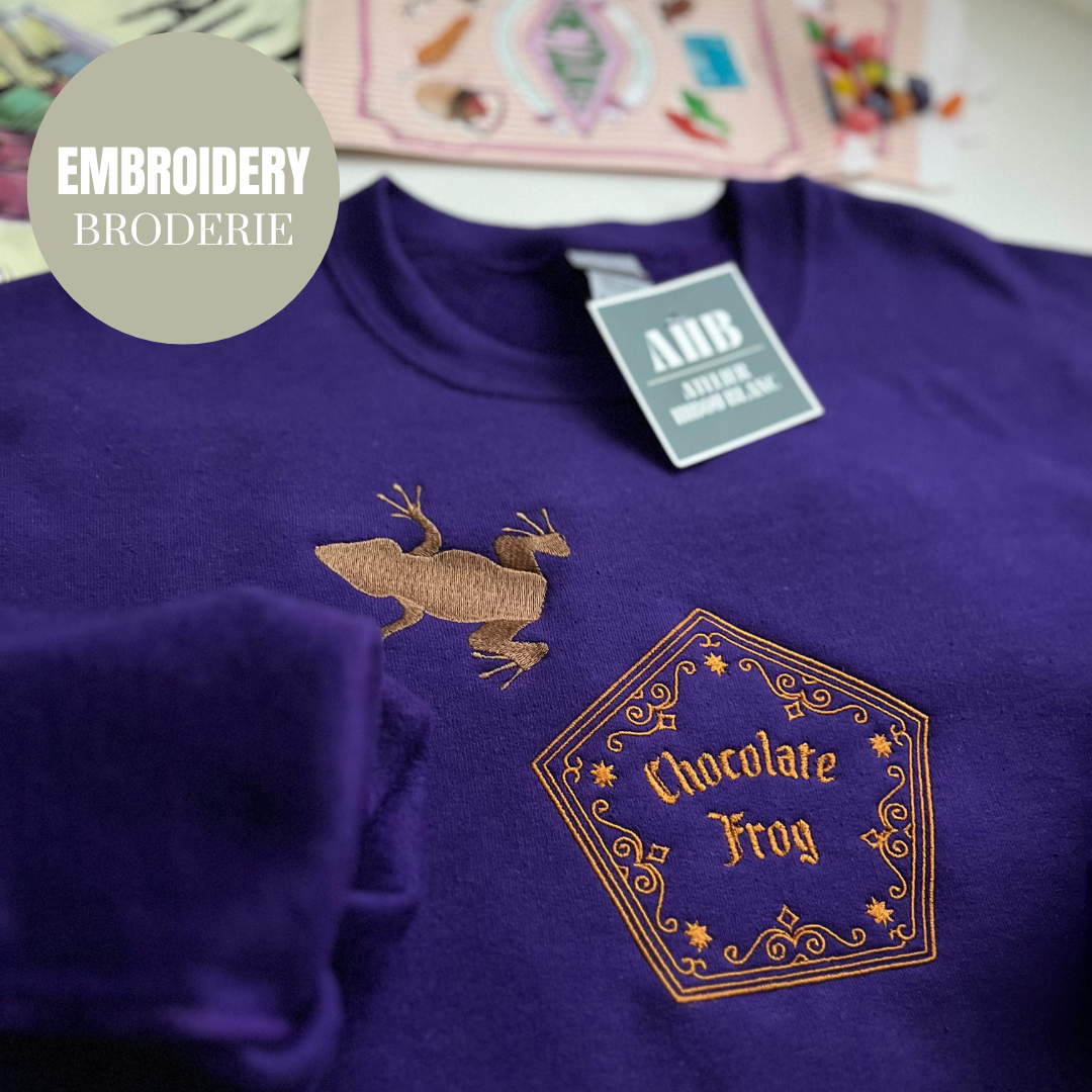 CHOCO FROG CREWNECK