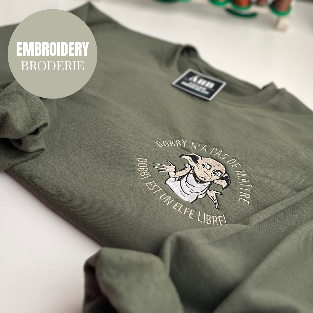 DOBBY EST LIBRE CREWNECK