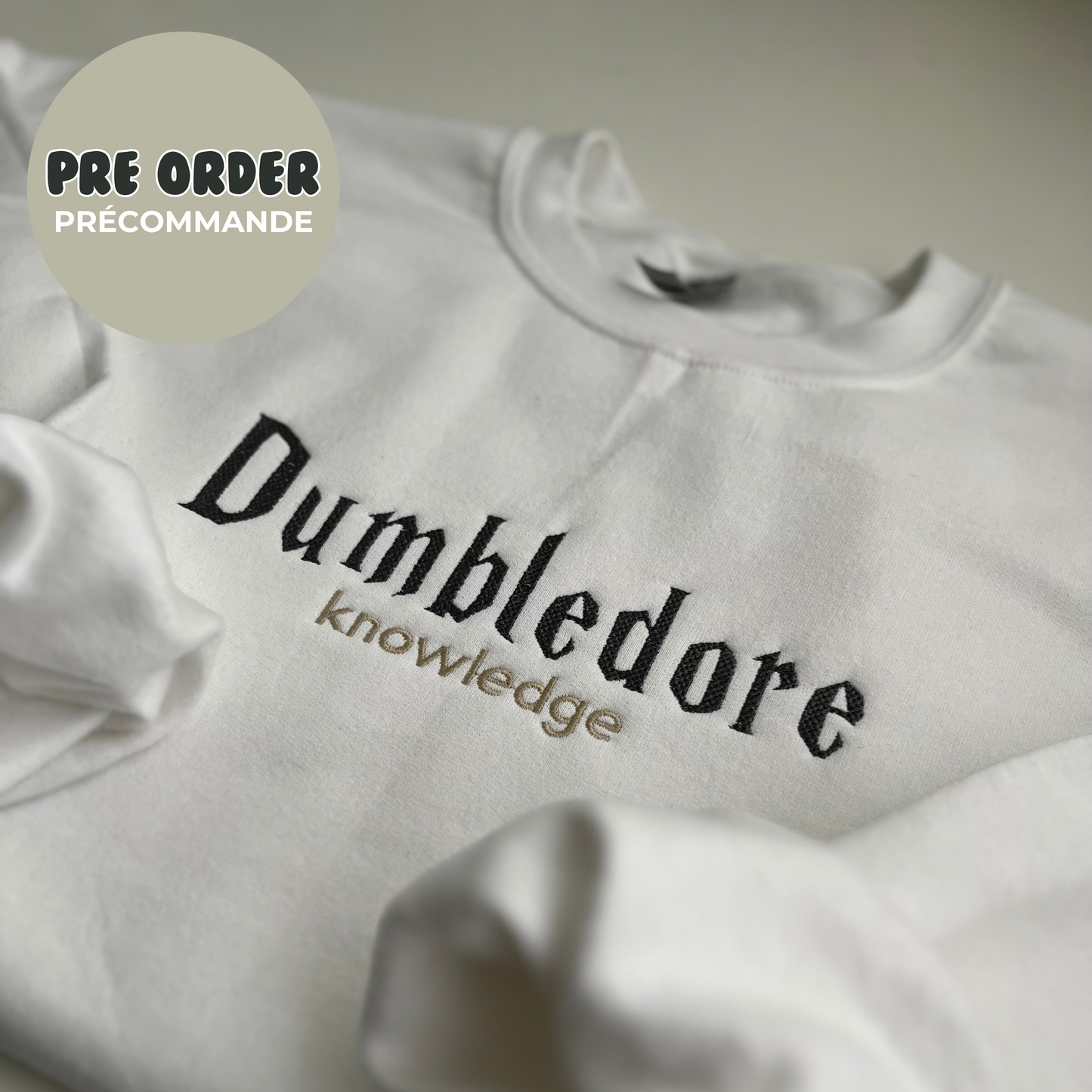 *PRE ORDER* DUM KNOWLEDGE CREWNECK