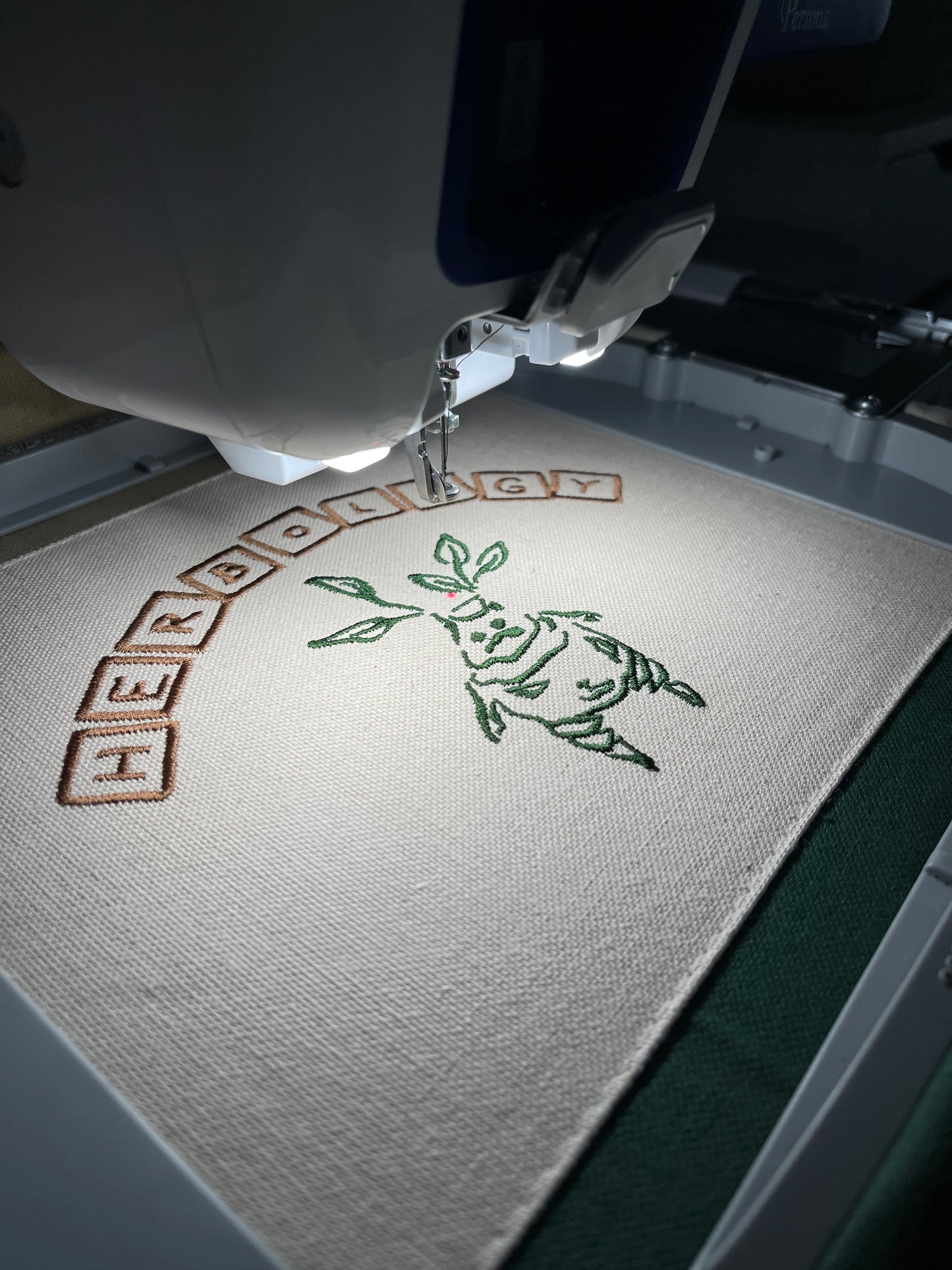 HERBOLOGY EMBROIDERED TOTE BAG