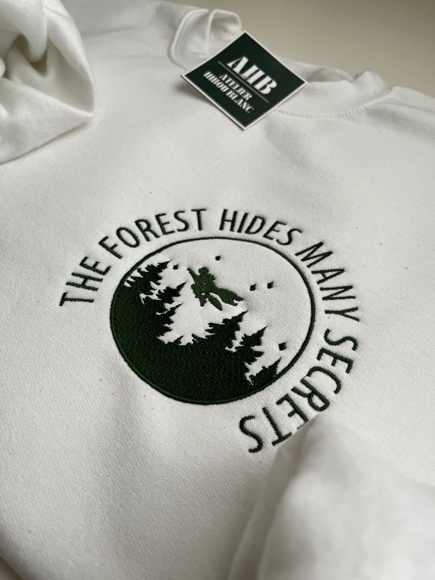 FORBIDDEN FOREST CREWNECK