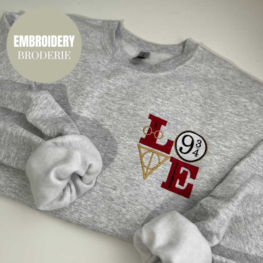 HP LOVE CREWNECK