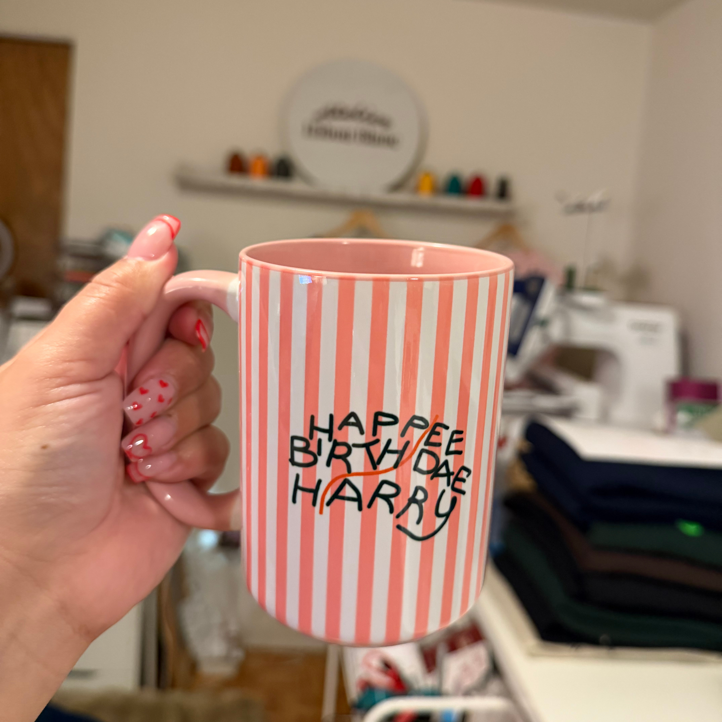 *PREORDER* HBD HARRY VINTAGE VIBES MUG (PINK 15oz)