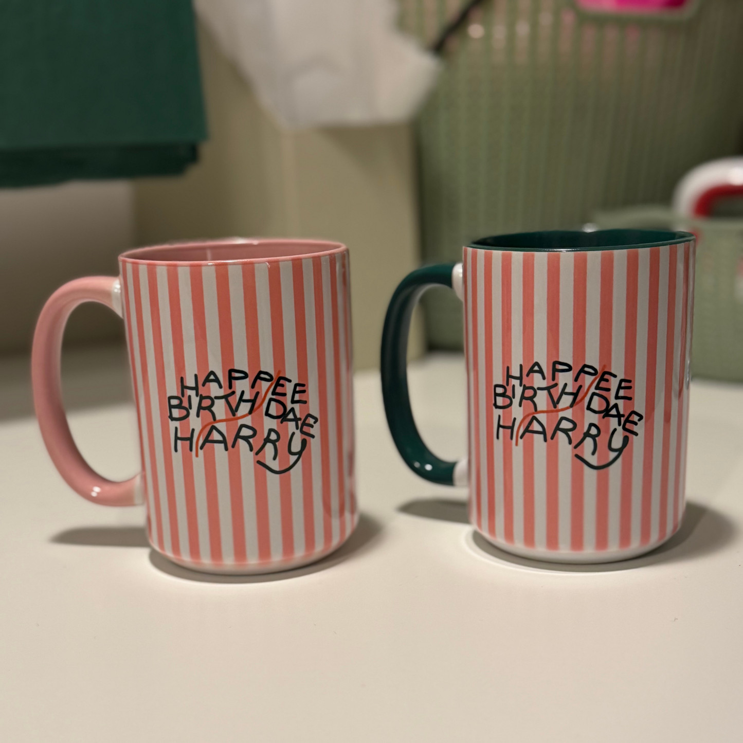 *PRÉCOMMANDE* TASSE HBD HARRY VINTAGE VIBES (GREEN 15oz)