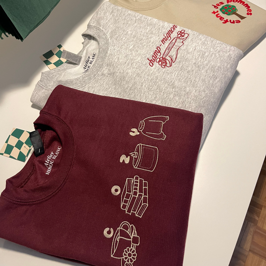 *PRE ORDER* COZY VIBES CREWNECK