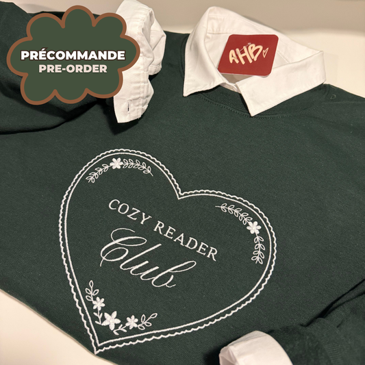 *PRÉCOMMANDE* COZY READER CLUB CREWNECK