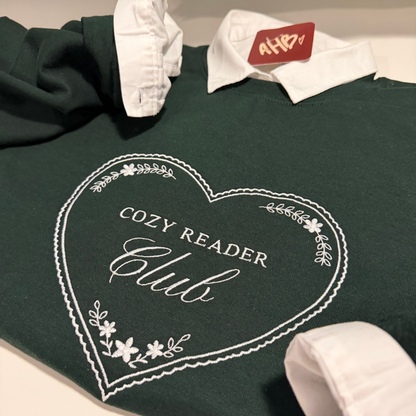 *PRÉCOMMANDE* COZY READER CLUB CREWNECK