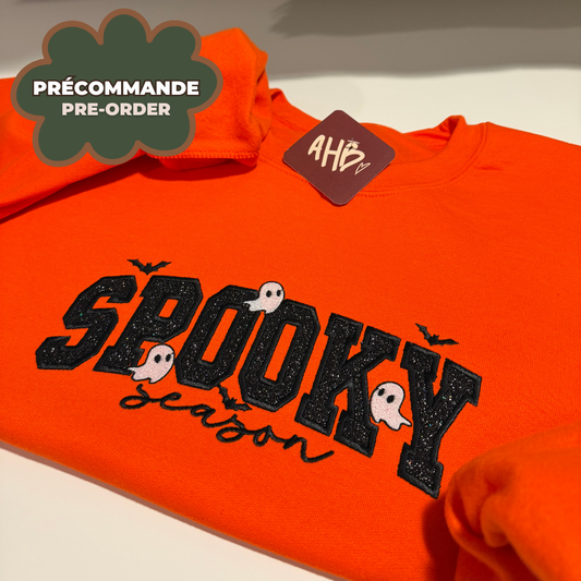 *PRÉCOMMANDE* SPOOKY SEASON (BLACK GLITTER) CREWNECK