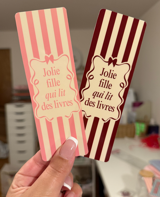 *PRE ORDER* JOLIE FILLE QUI LIT DES LIVRES BOOKMARKS (PACK OF 2)
